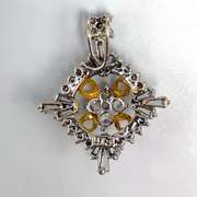Beautiful 18KT Gold Pendant