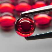 Gorgeous chianti red 8.79ct 20pc Garnet set