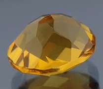 Gorgeous 5.11ct checker top golden orange Citrine