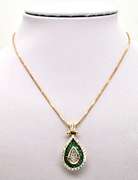 14KT YELLOW GOLD SNAKE CHAIN WITH EMERALD AND DIAMOND P