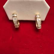 14K YELLOW GOLD LADIES DIAMOND EARRINGS