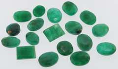 Huge 278ct 18 piece Emerald parcel