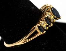 Classy Sapphire & Diamond Ring in 14KT Yellow Gold