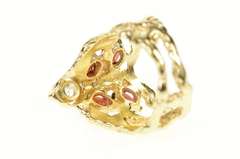 14K Yellow Gold Retro Chevron Textured Garnet CZ Statement Ring