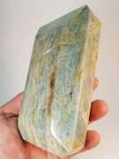 Beautifully marbled 2 1/2 pound untreated Aquamarine!
