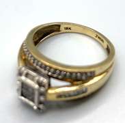 10 KT Yellow Gold Diamond Cluster Ring