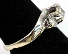 Dazzling 0.90CTW 3-Stone Diamond Ring in 14KT White Gold