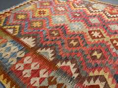 COLORFUL HAND KNOTTED KLIM 5x6.3