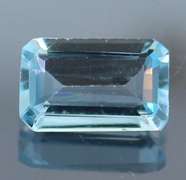 Amazing 3.57ct emerald cut sky blue Topaz