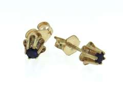 Elegant Yellow Gold Blue Sapphire Stud Earrings