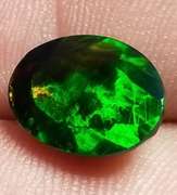 Unbelievable! 2.75ct multicolor Welo Black Opal