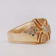 14kt Yellow Gold & Diamond Ring