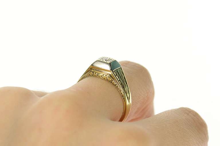 14K Yellow Gold Art Deco Squared Diamond Leaf Etched Wedding Ring