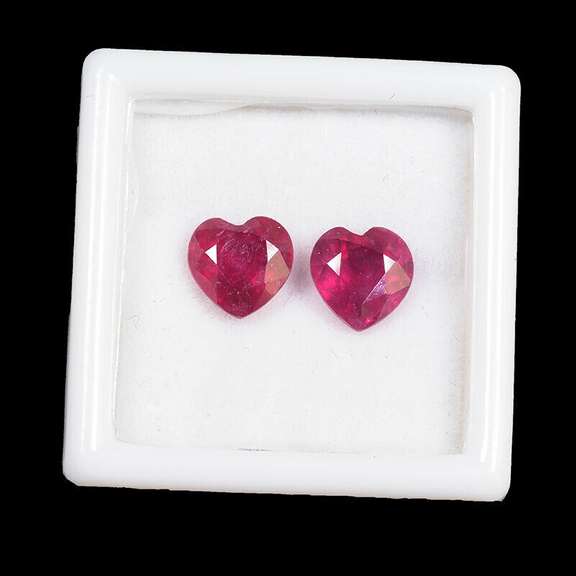 Two Natural Blood Pigeon Red Heart Cut Ruby Loose Gemstones