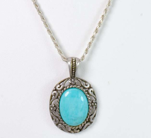 Lovely Turquoise Necklace in Sterling Silver