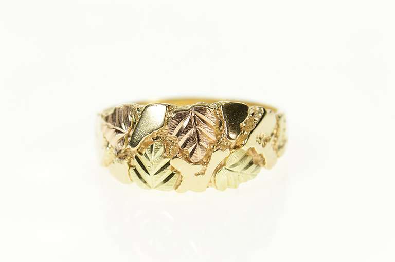 10K Yellow Gold Black Hills Leaf Graduated Statement Band Ring