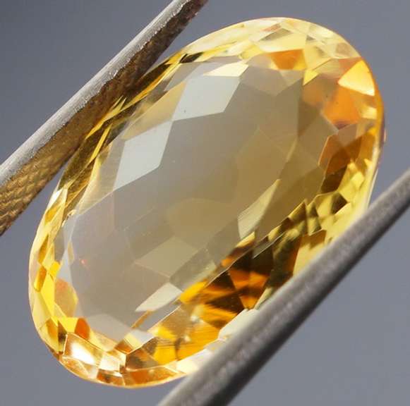 Brilliant! 8.97ct top golden unheated Citrine