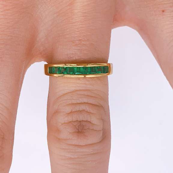 18kt Solid Yellow Gold & Emerald Band Ring