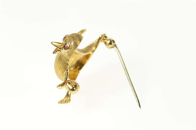 14K Yellow Gold 3D Retro Ruby Eyed Baby Bird Chick Pin/Brooch