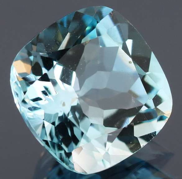 Vivid! 8.16ct cushion cut sky blue Topaz