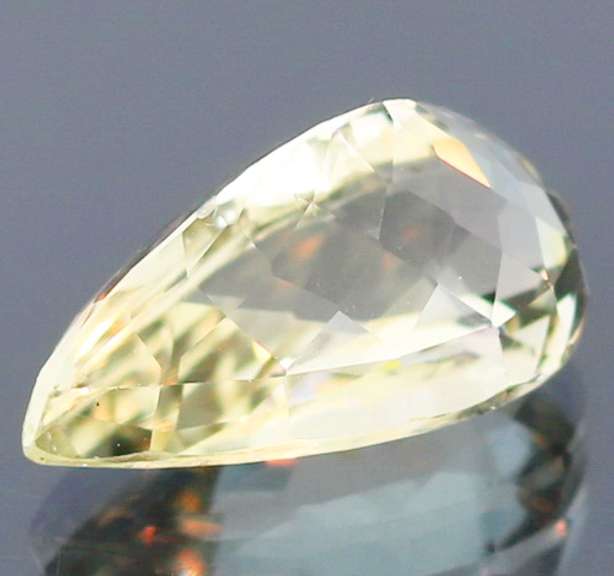 Remarkable 16.72ct high fire platinum blonde Kunzite