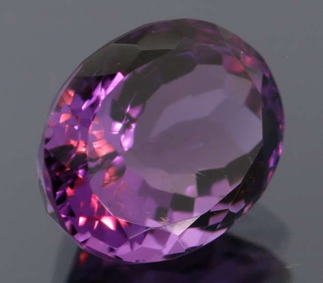Striking 7.88ct violet Amethyst