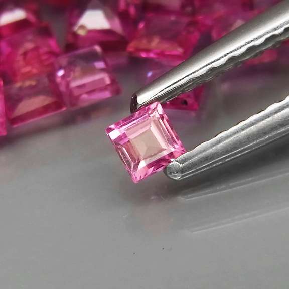 Thai pink! 4.39ct 45 piece princess cut Ruby set