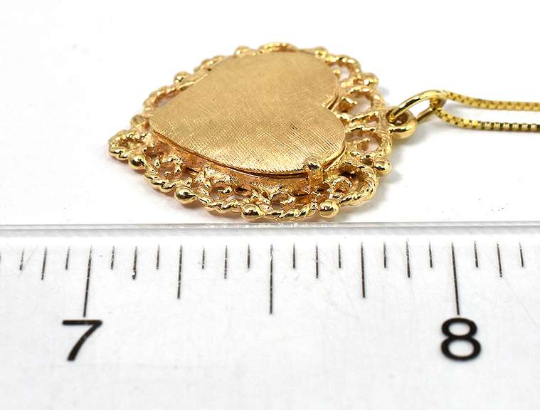 Ornate Heart Locket in 14KT Yellow Gold