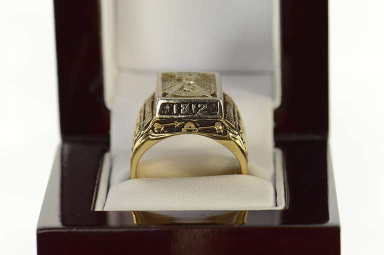 10K Yellow Gold Masonic AF & AM Warren Ornate Signet Ring