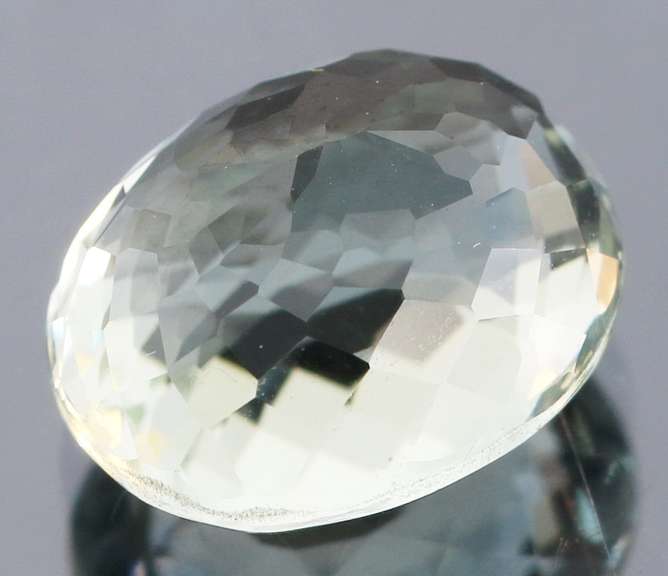 Collectors! 10.19ct eye clean platinum green Tourmaline