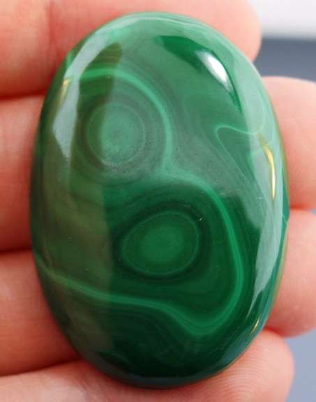 Gorgeous 124.94ct untreated Green Malachite