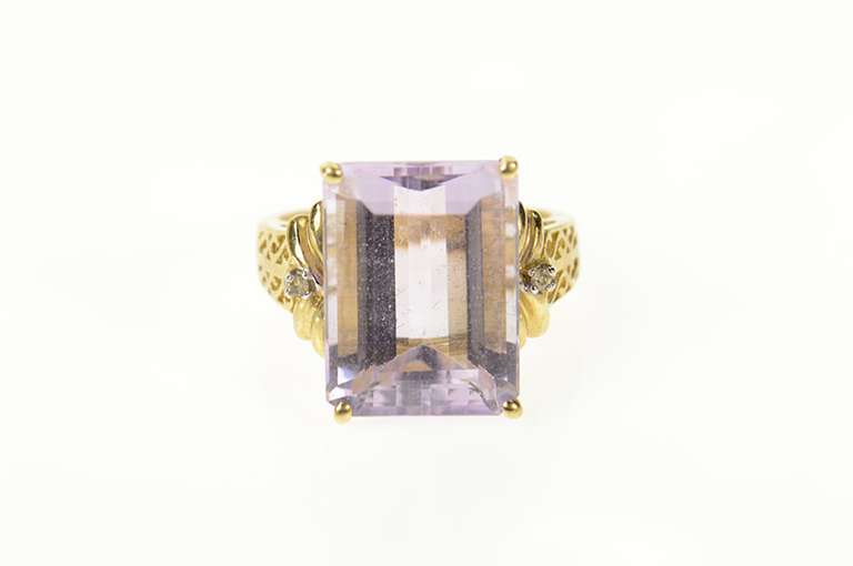 10K Yellow Gold Emerald Cut Amethyst Solitaire Cocktail Ring