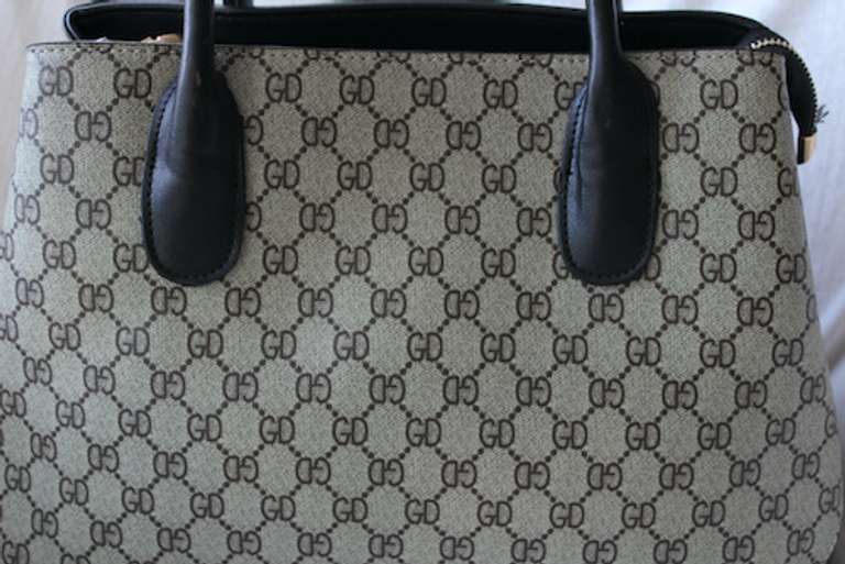 Designer Style 100% Fine leather Bag