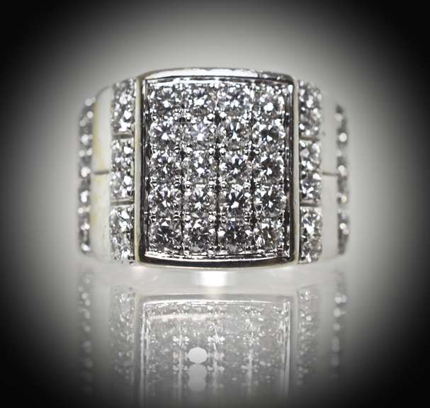 Impressive 14K White Gold Diamond Cluster