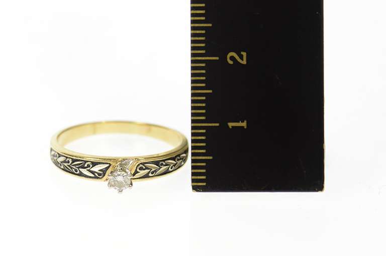 14K Yellow Gold Retro Diamond Solitaire Leaf Pattern Promise Ring