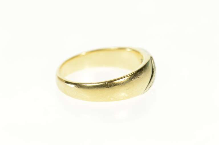 14K Yellow Gold Classic Diamond Simple Wedding Band Ring