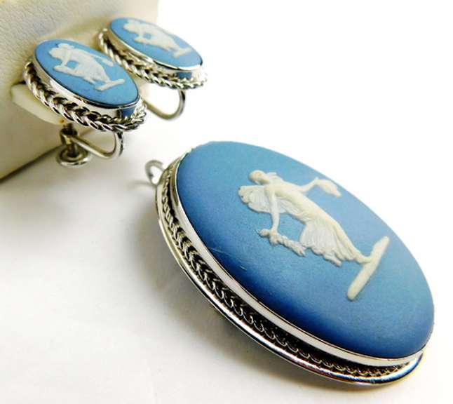 Sterling Wedgwood Large Pin/Pendant & Earrings