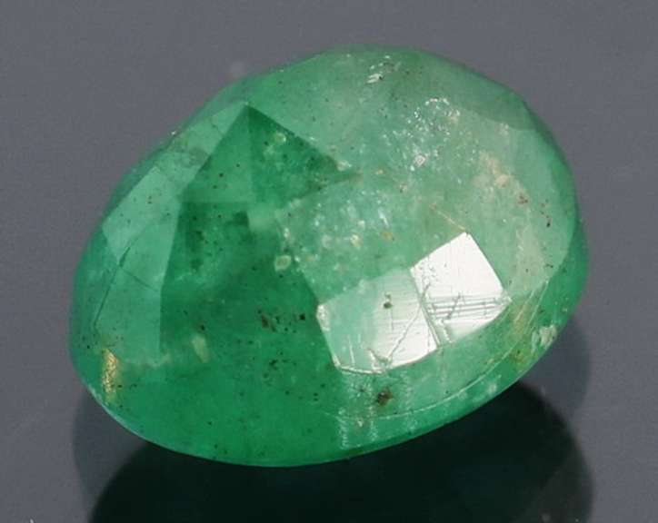Vivid 2.52ct rich green Columbian Emerald