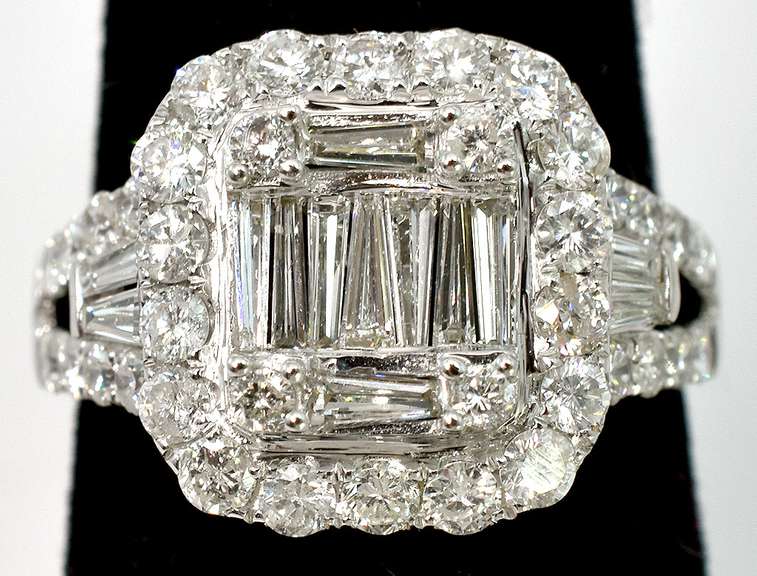 2ct Diamond Ring in White Gold