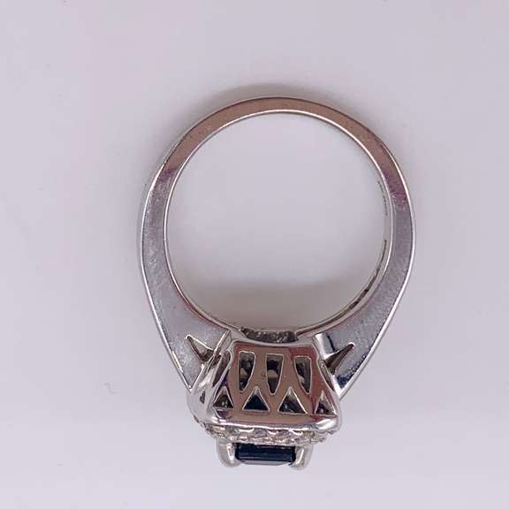 14kt Gold, Green Tourmaline, & Diamond Cocktail Ring
