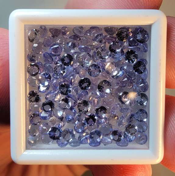 Large 10.01ct set of Tanzanite with vibrant colors