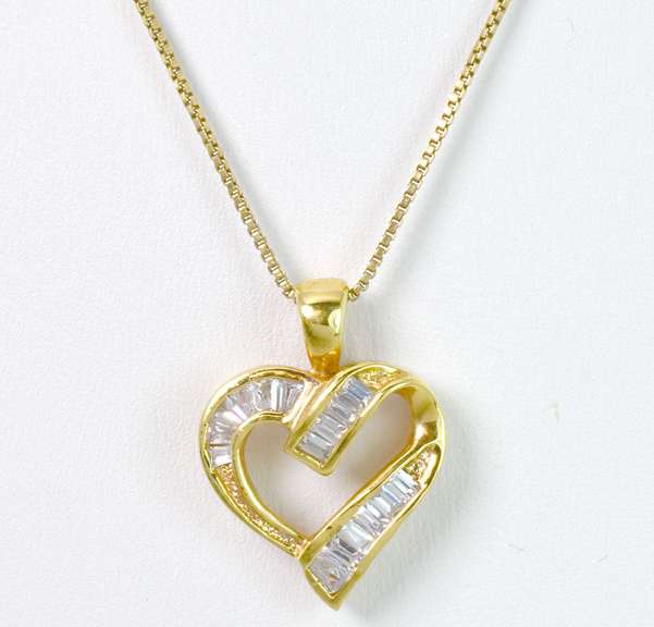 Elegant Ribbon-Style Heart with CZs in Vermeil