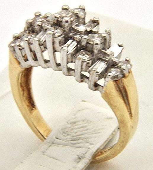 Vintage Ladies 14kt Gold 1ctw Diamond Ring