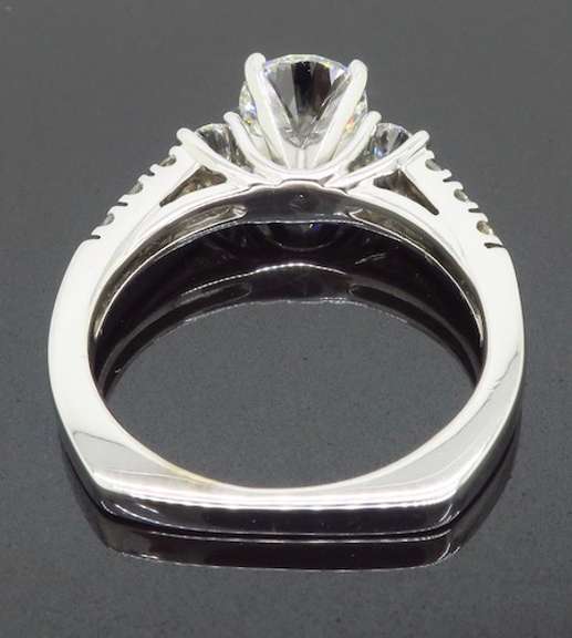 Certified 1.75ctw Diamond Engagement Ring