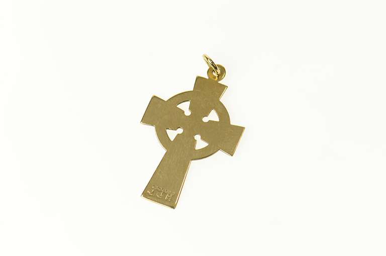 9K Yellow Gold Etched Celtic Knot Cross Traditional Irish Pendant