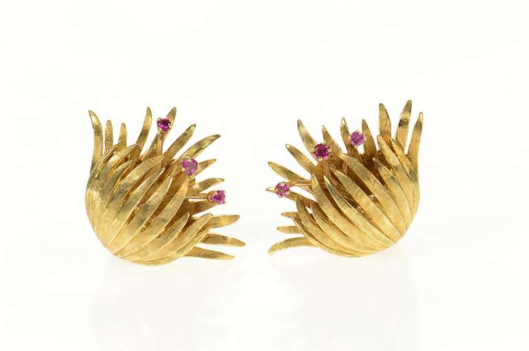 14K Yellow Gold 1960's Ruby Fanned Leaf Cluster Clip Back Earrings
