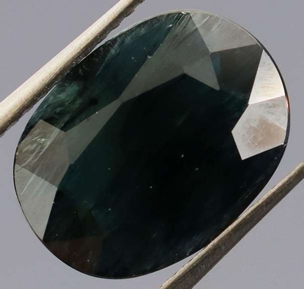 Heated only! 3.94ct Blue-green Sapphire