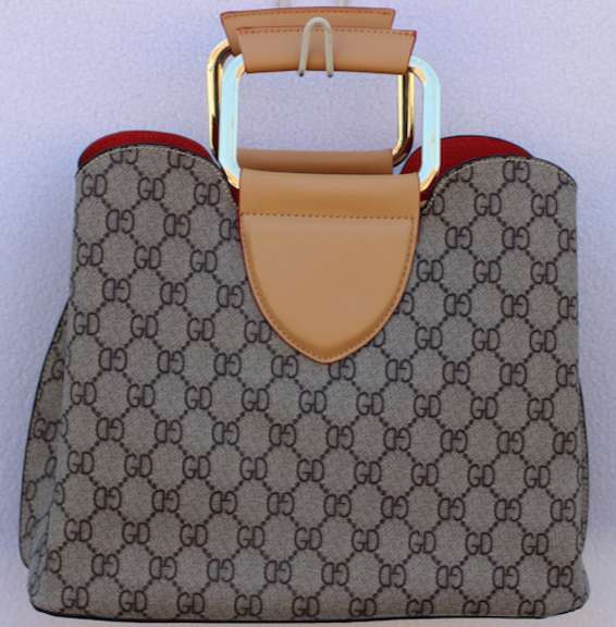 Designer Style 100% Fine leather Bag