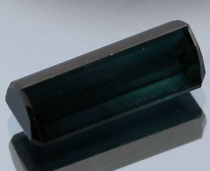 Sensational 8.35ct blue black Indicolite Tourmaline