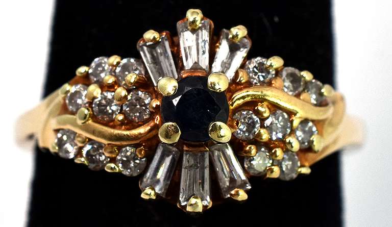 Flashy Antique Sapphire & Diamond Ring in Yellow Gold